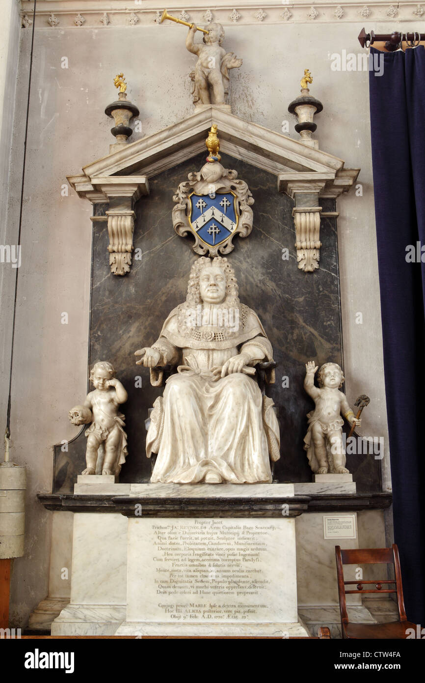 BURY ST EDMUNDS, SUFFOLK, UK AUGUST 2, 2012 A statue of the Right