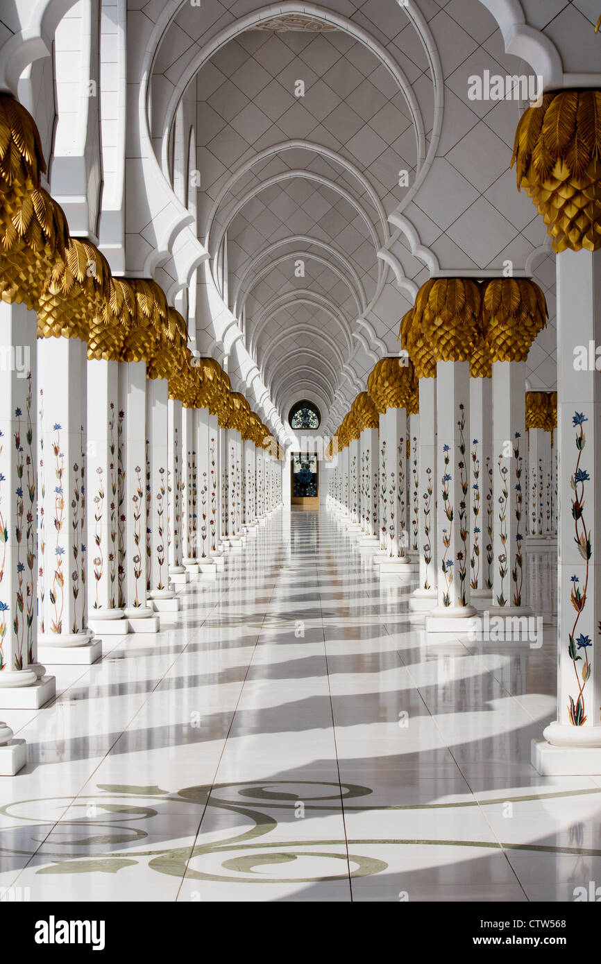 Sheikh Zayed Grand Mosque Stock Photo