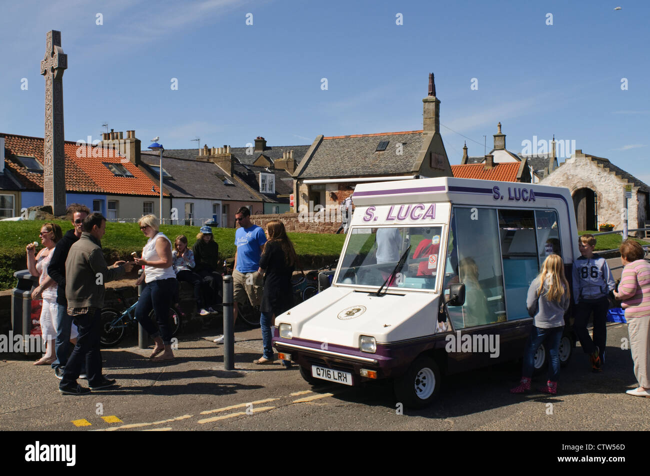 Scotland Ice Cream Van High Resolution Stock Photography and Images - Alamy