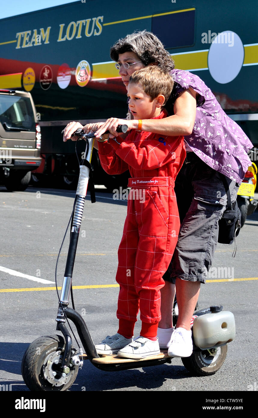 Early Start Racing Early career start hi-res stock photography and images - Alamy