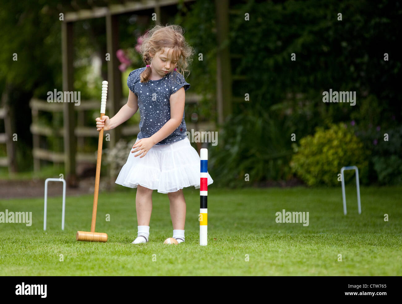 Children playing croquet hires stock photography and images Alamy