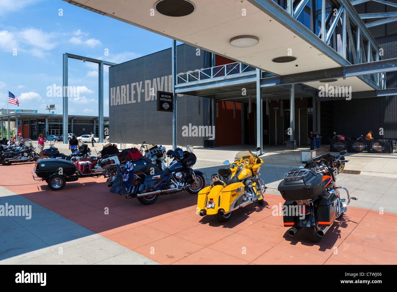 Entrance to the Harley Davidson Museum with Harley Davidson motorcycles parked outside, Milwaukee, Wisconsin, USA Stock Photo