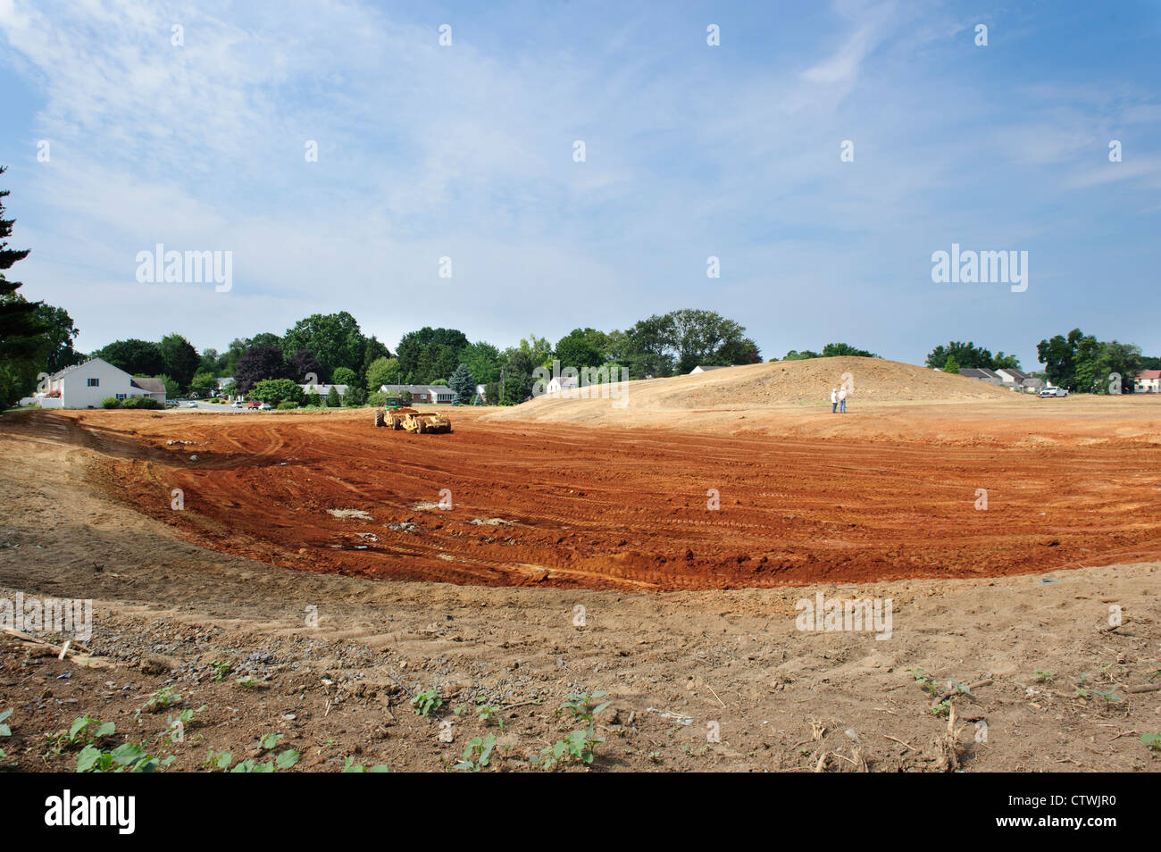 CONSTRUCTION OF SETTLING BASIN ON CONSTRUCTION SITE Stock Photo