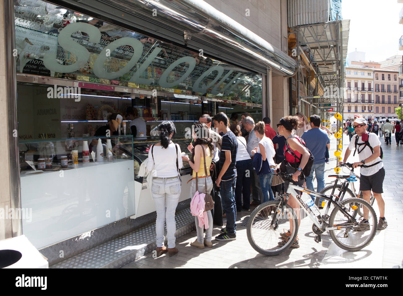 Malaga ice cream hires stock photography and images Alamy