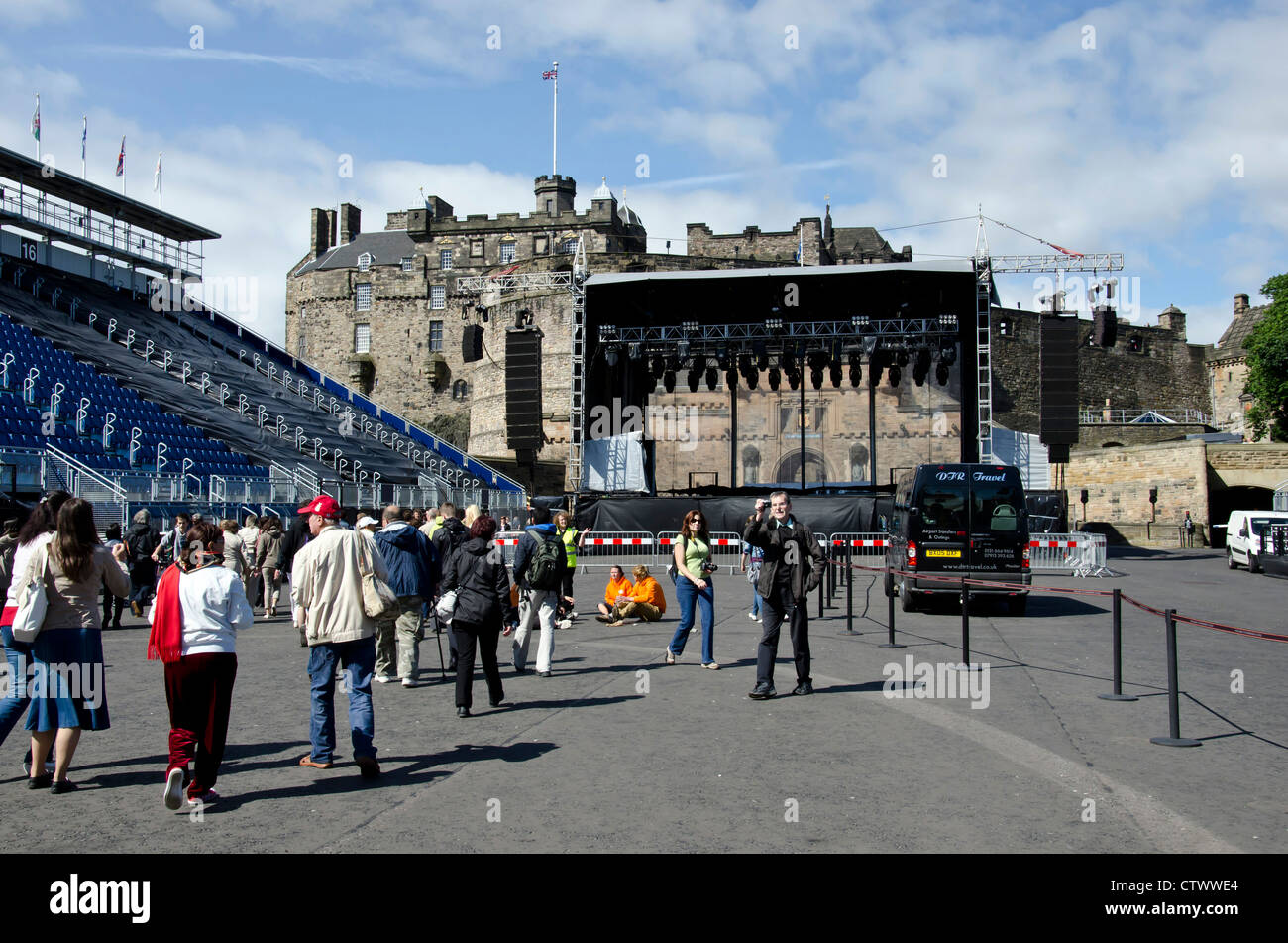 Edinburgh castle esplanade seating scotland hires stock photography and images Alamy
