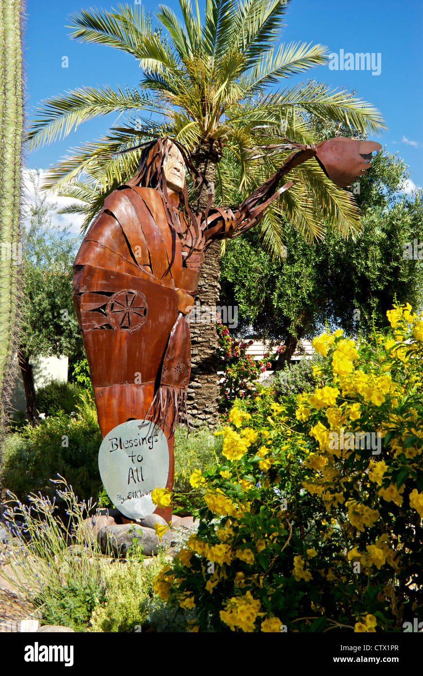 American Arizona Indian Elk Woman Blessings to All metal wood art scuplture Old town Scottsdale AZ Stock Photo