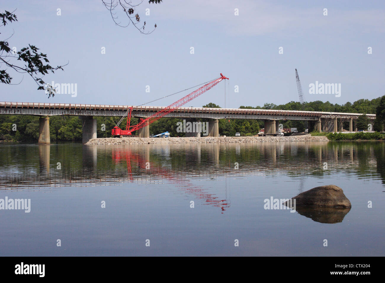 Huguenot bridge over the James river under construction near Richmond, Virginia Stock Photo