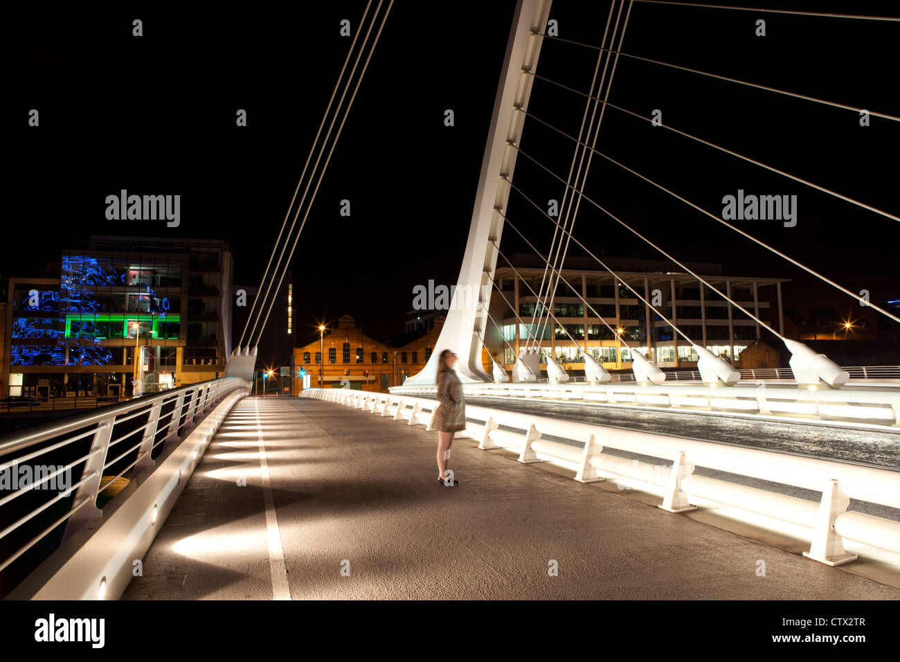 Samuel Beckett bridge at night Dublin Ireland Stock Photo - Alamy