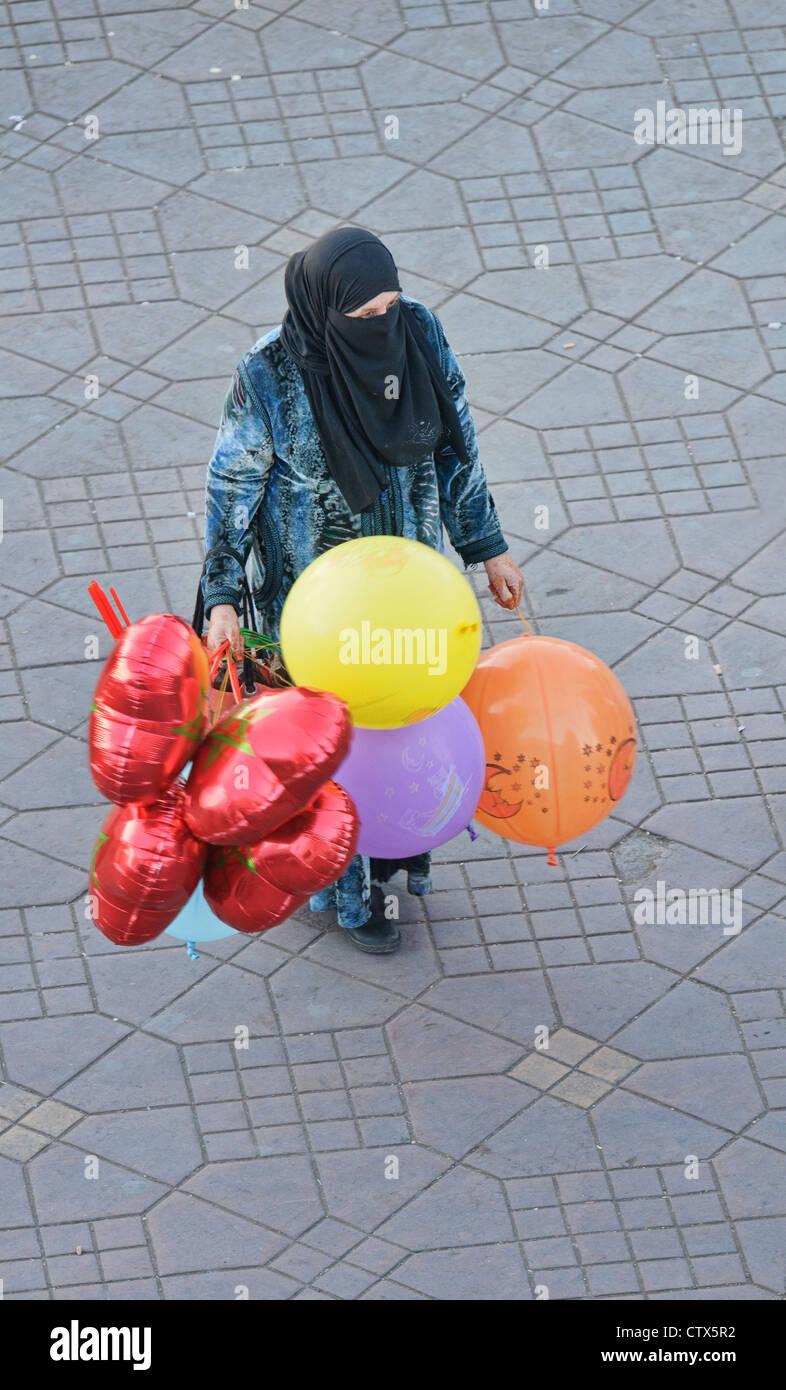 Woman Selling Balloons Stock Photos & Woman Selling 