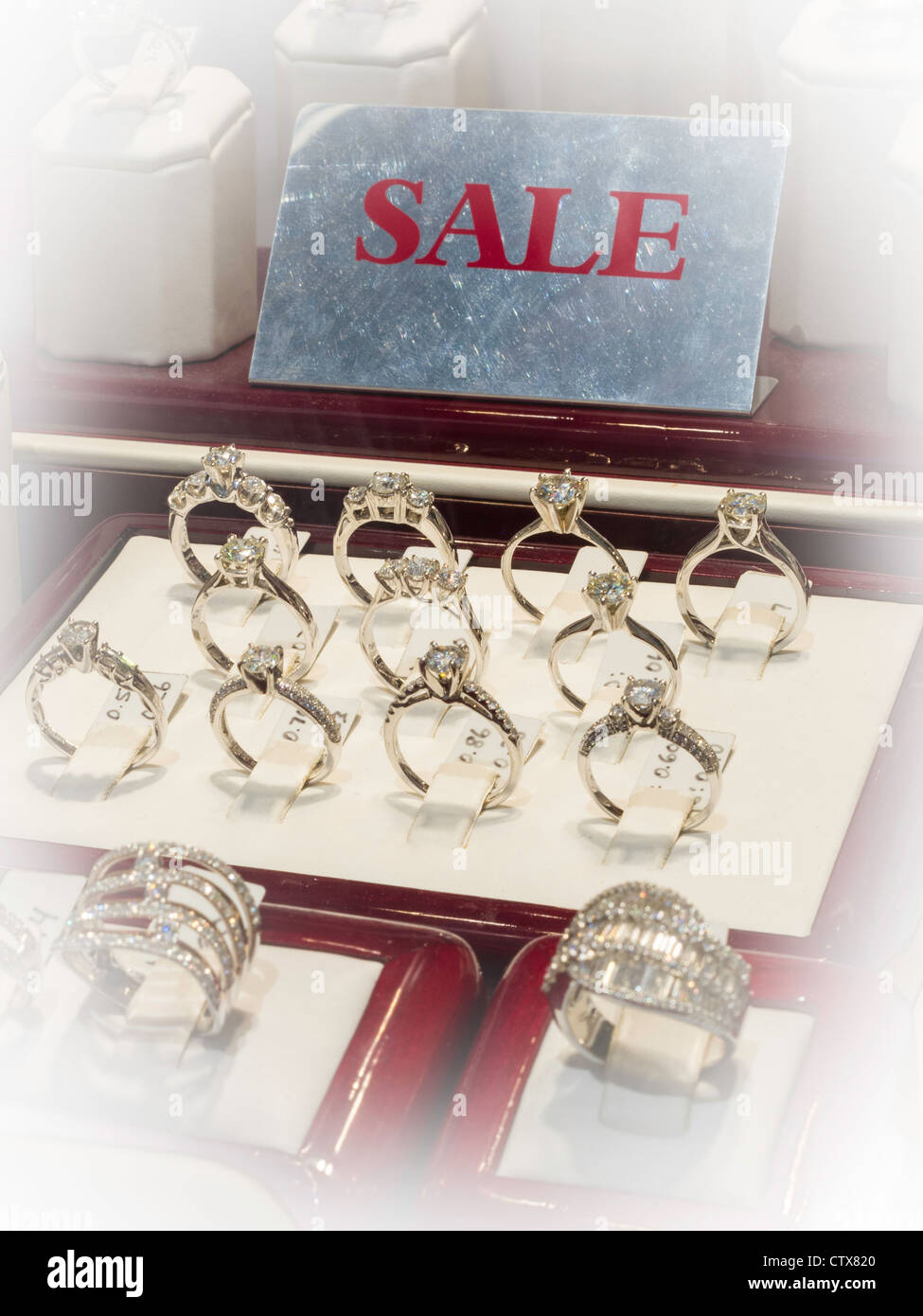 Jewelry Store Window, Midtown Manhattan, NYC Stock Photo Alamy