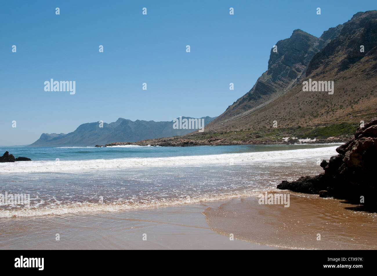 Sea & mountains at Rooi Els a coastal resort on the Atlantic Ocean Western cape South Africa Stock Photo