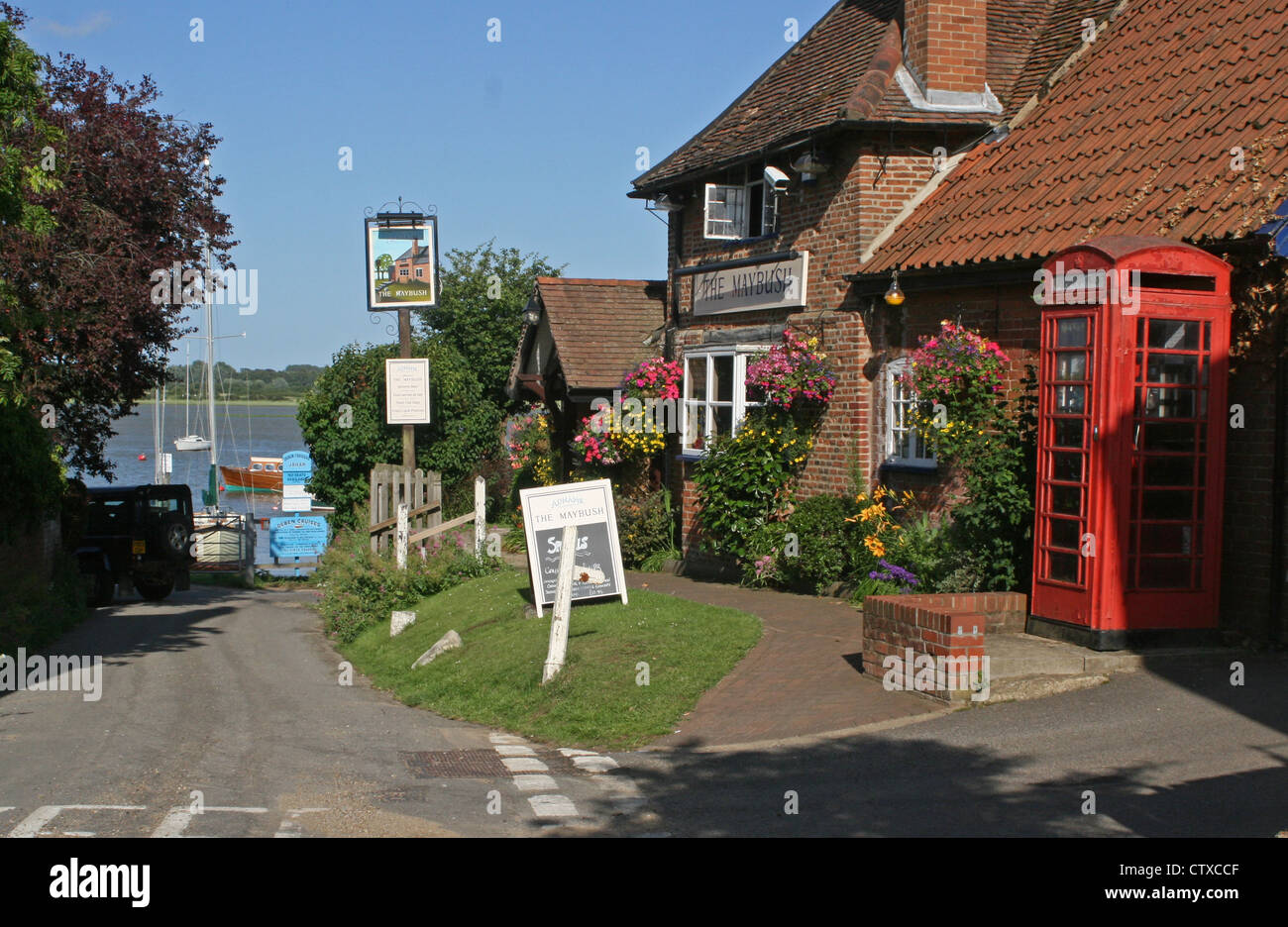 Maybush Inn on the River Deben, at Waldringfield, one mile from The ...