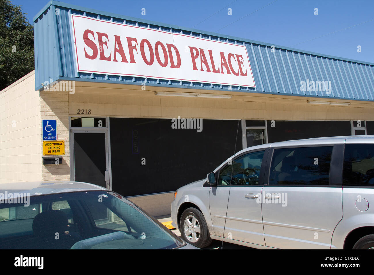 Seafood Palace features tasty Cajun specialties and is noted for its