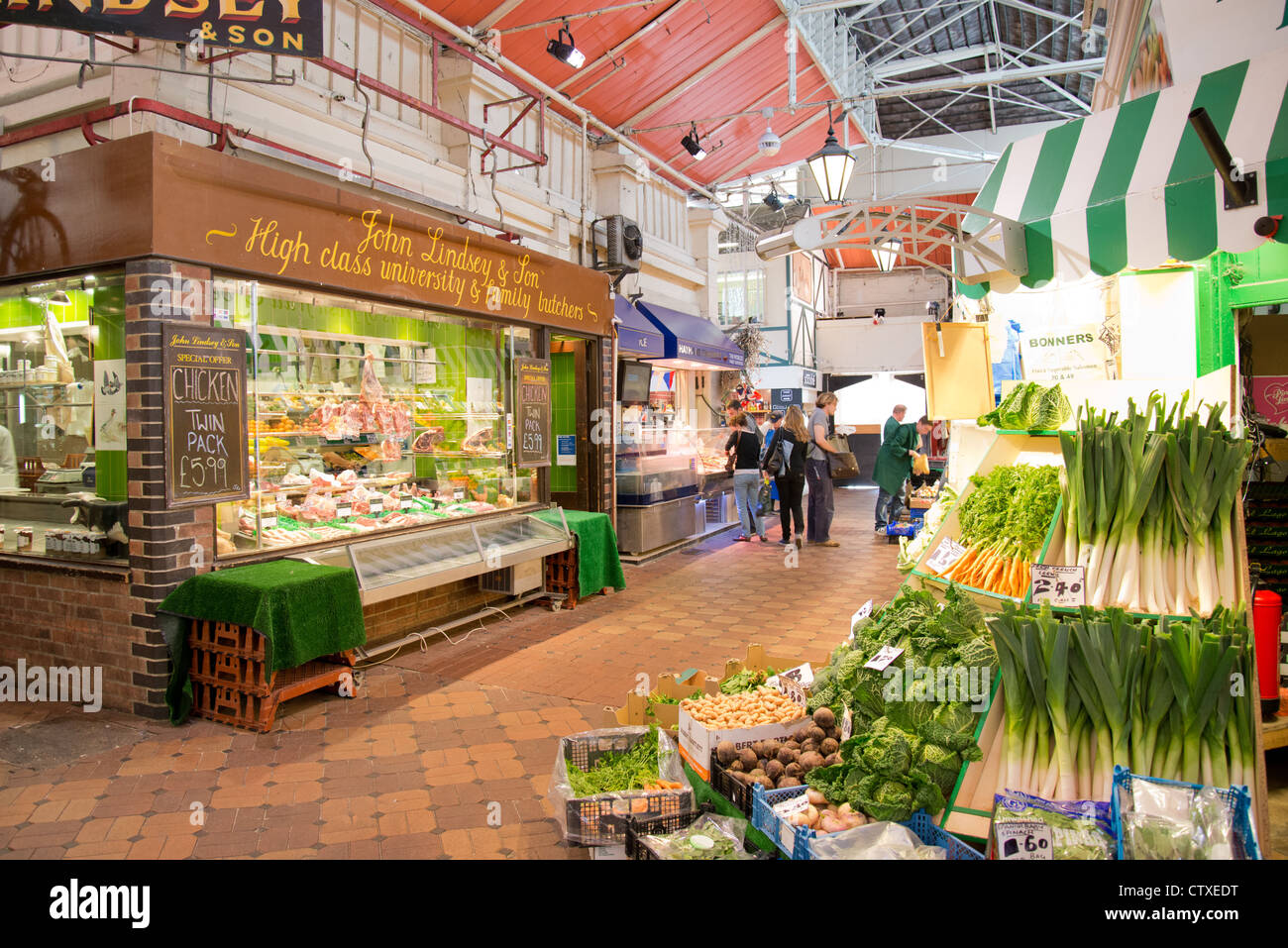 England 18th century market hi-res stock photography and