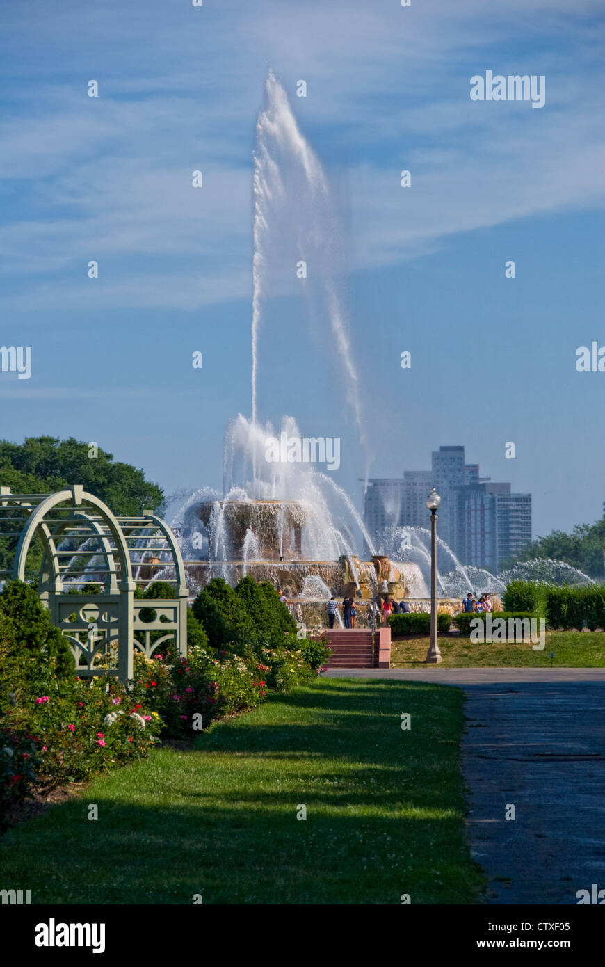 Garden near Buckingham Fountain in Grant Park, Chicago Illinois Stock ...