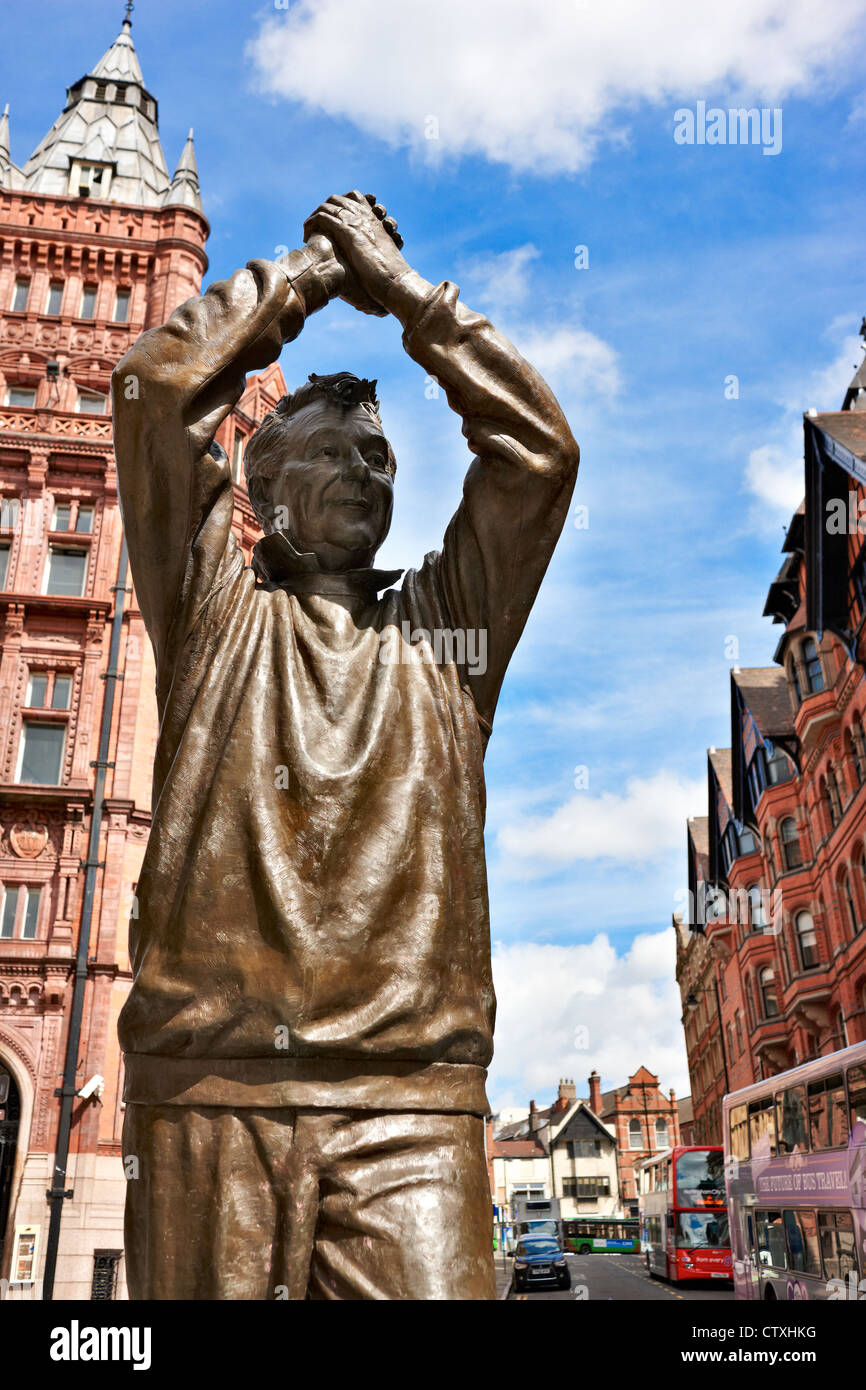 Brian Clough OBE, a bronze statue by sculptor Les Johnson in Nottingham city centre UK Stock Photo