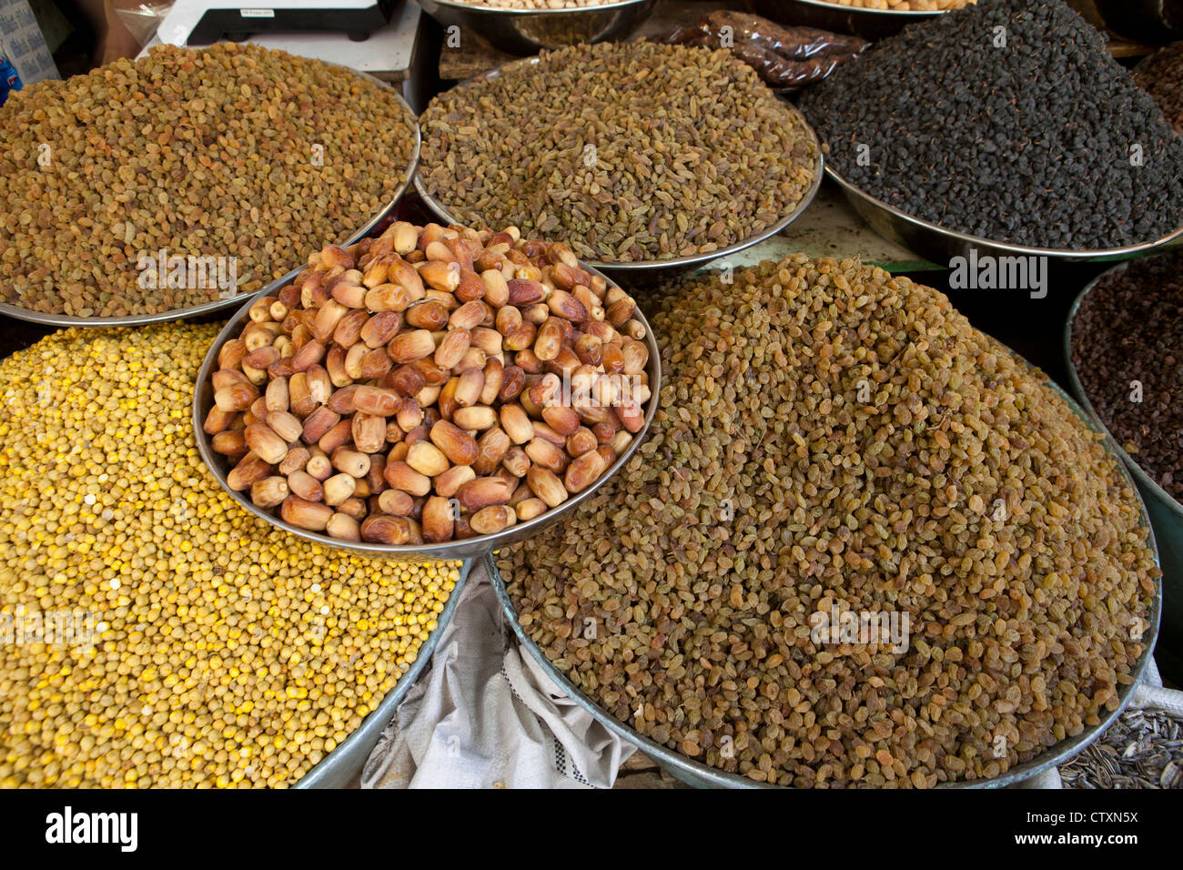 Bazaar in downtown kabul, Afghanistan Stock Photo