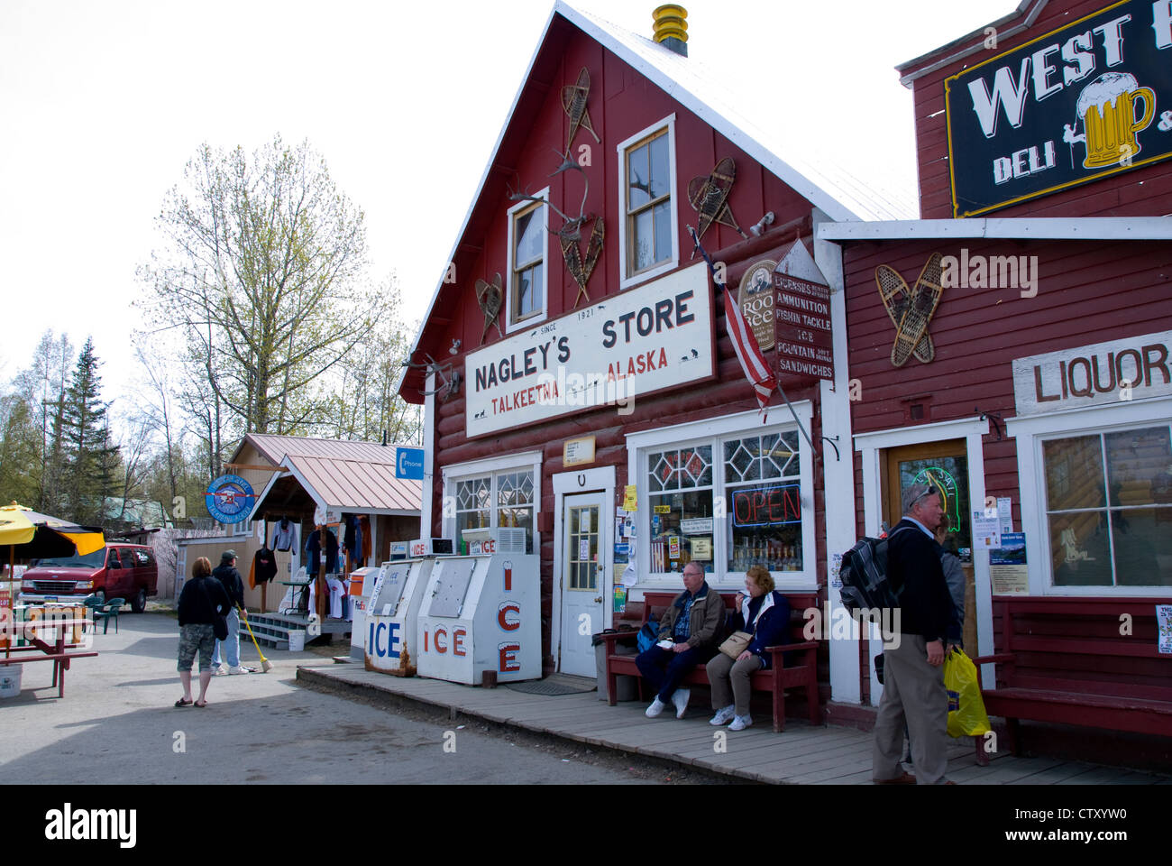 Nagleys store talkeetna alaska hires stock photography and images Alamy