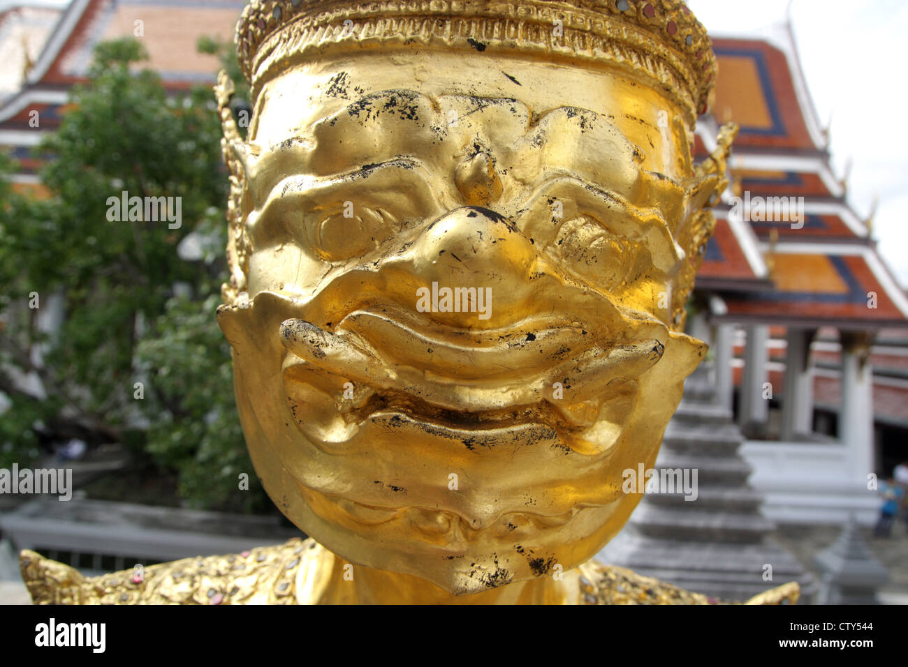 Statue at the grand palace hi-res stock photography and images - Alamy