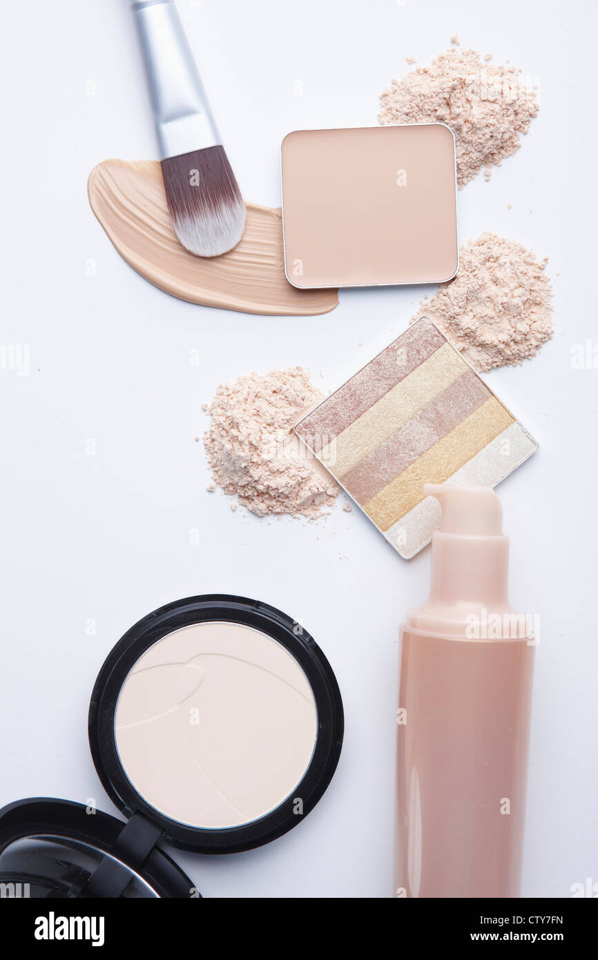 Cosmetics and cosmetic tool Stock Photo Alamy