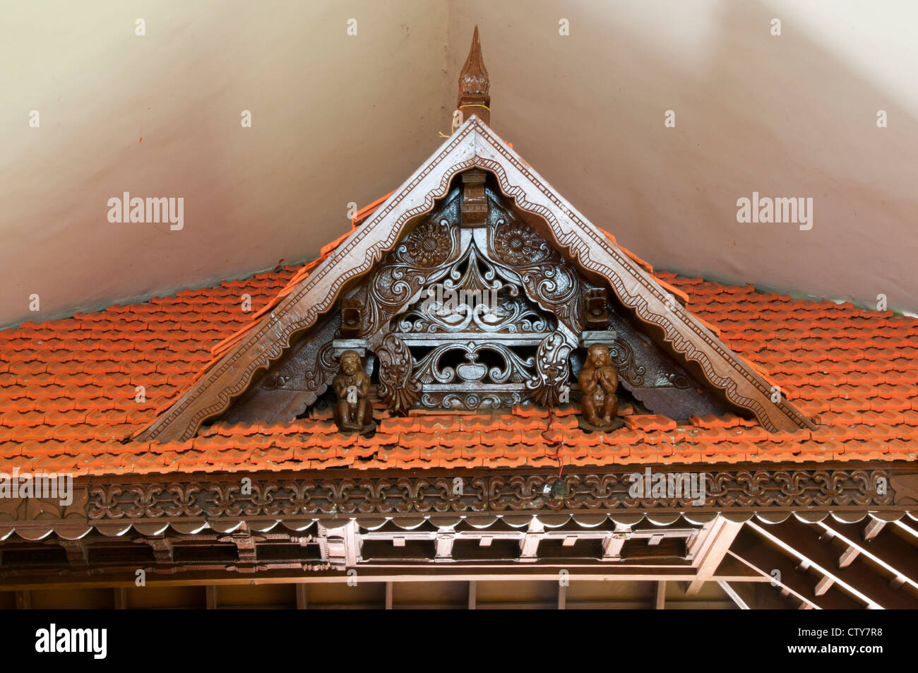 how to create a pyramid roof cone in sweet home 3d