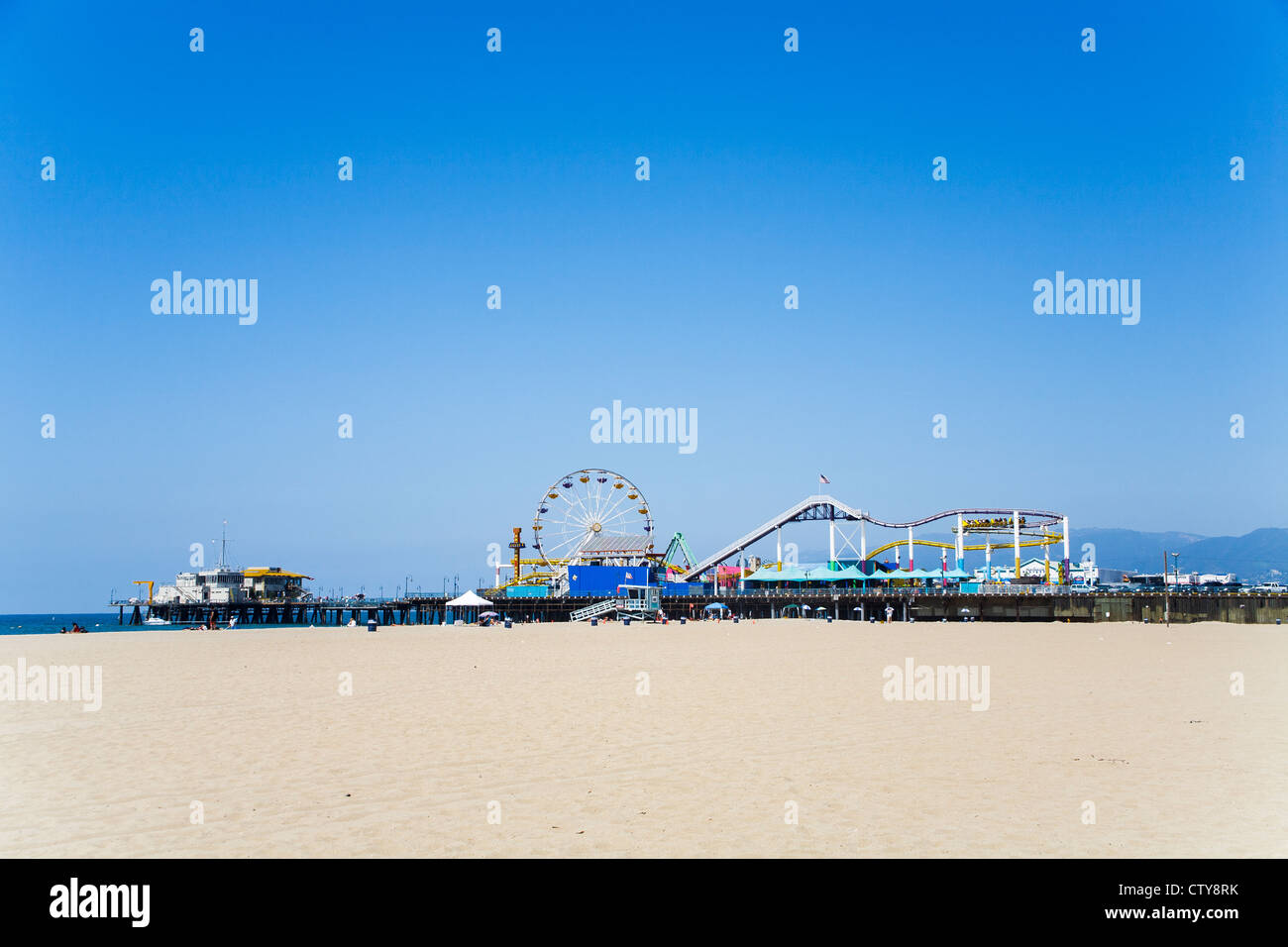 Santa monica beach pier hi-res stock photography and images - Alamy