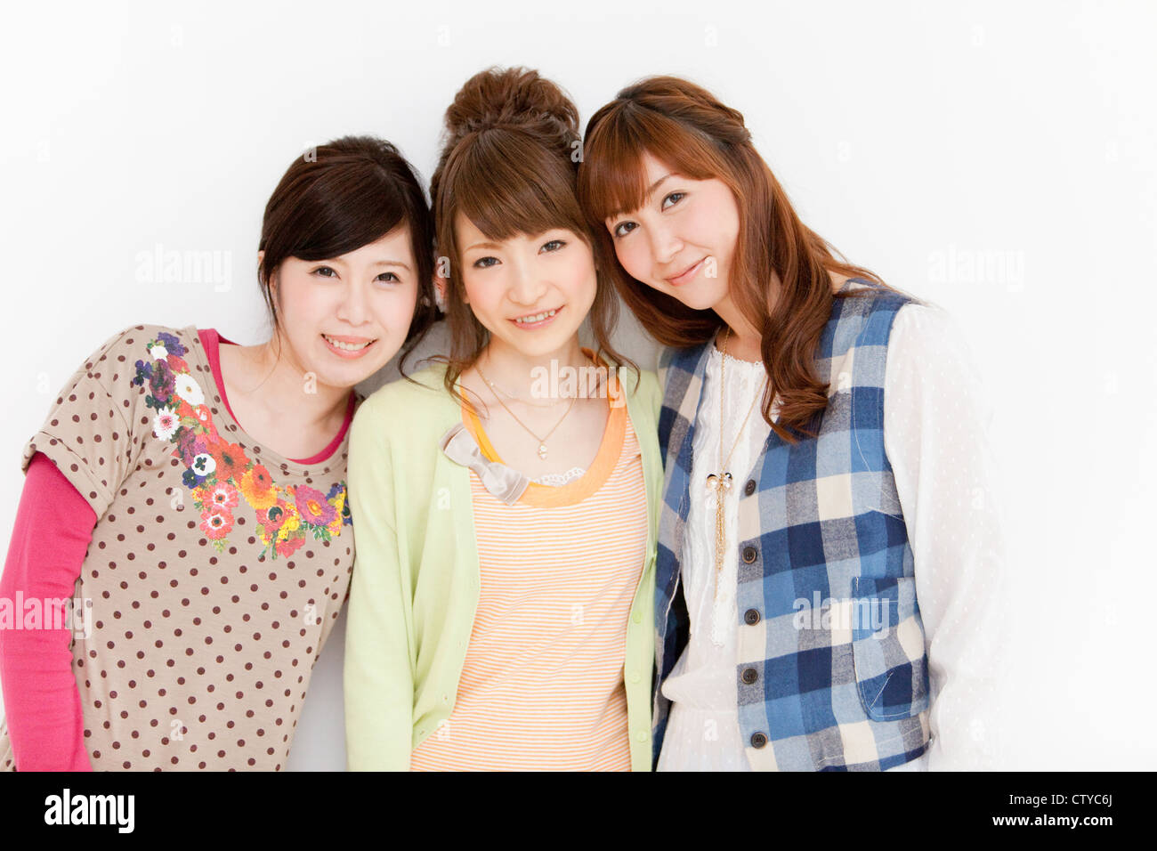 Women camera standing hi-res stock photography and images - Alamy