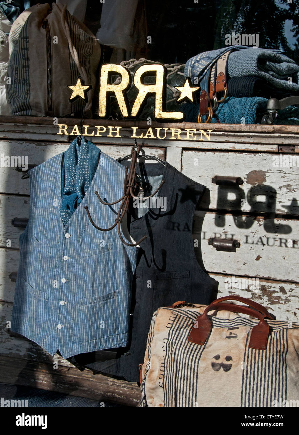 Polo Ralph Lauren Clothing Store In Las Americas Shopping Mall San