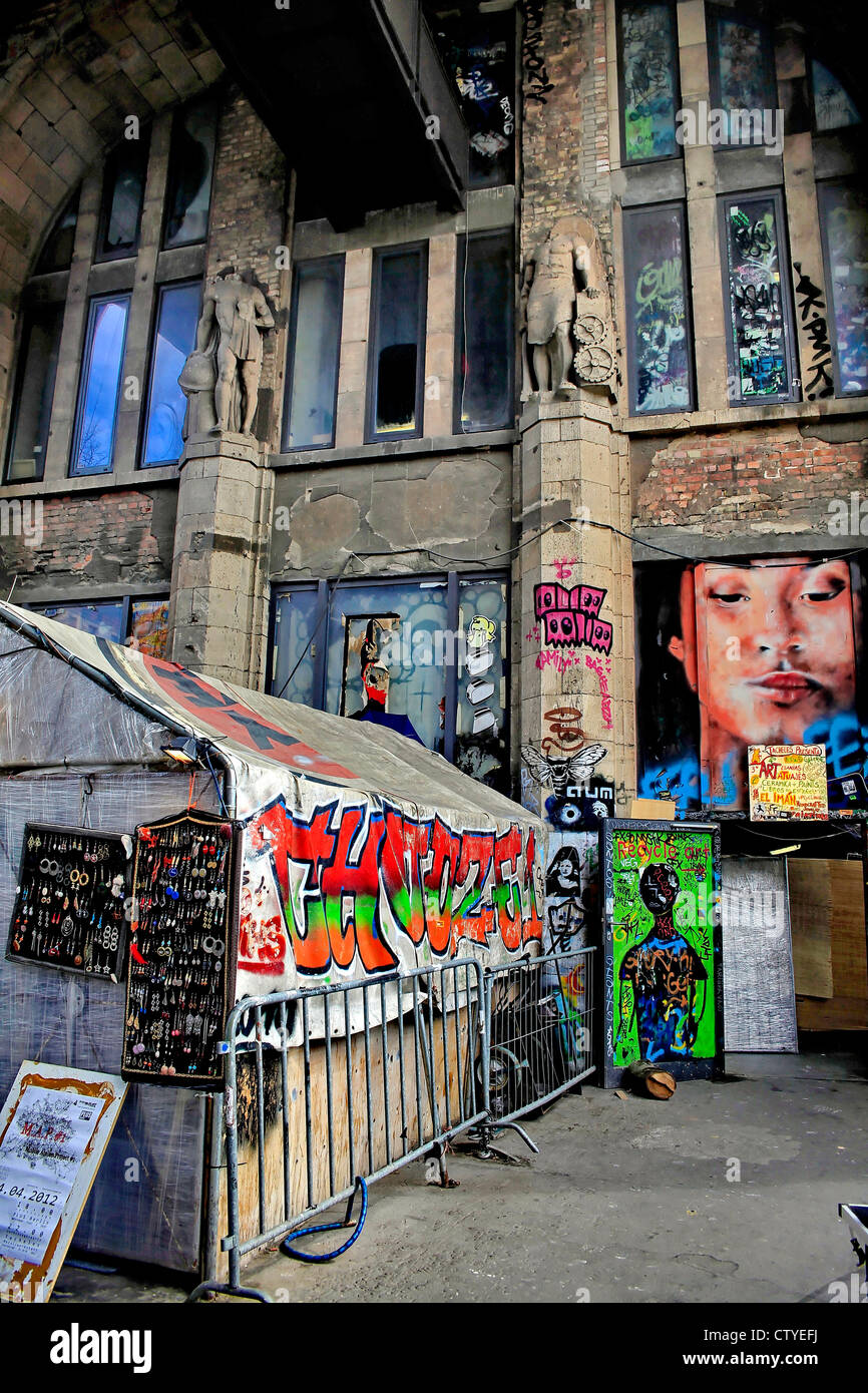 Germany Berlin Graffiti Stock Photo - Alamy