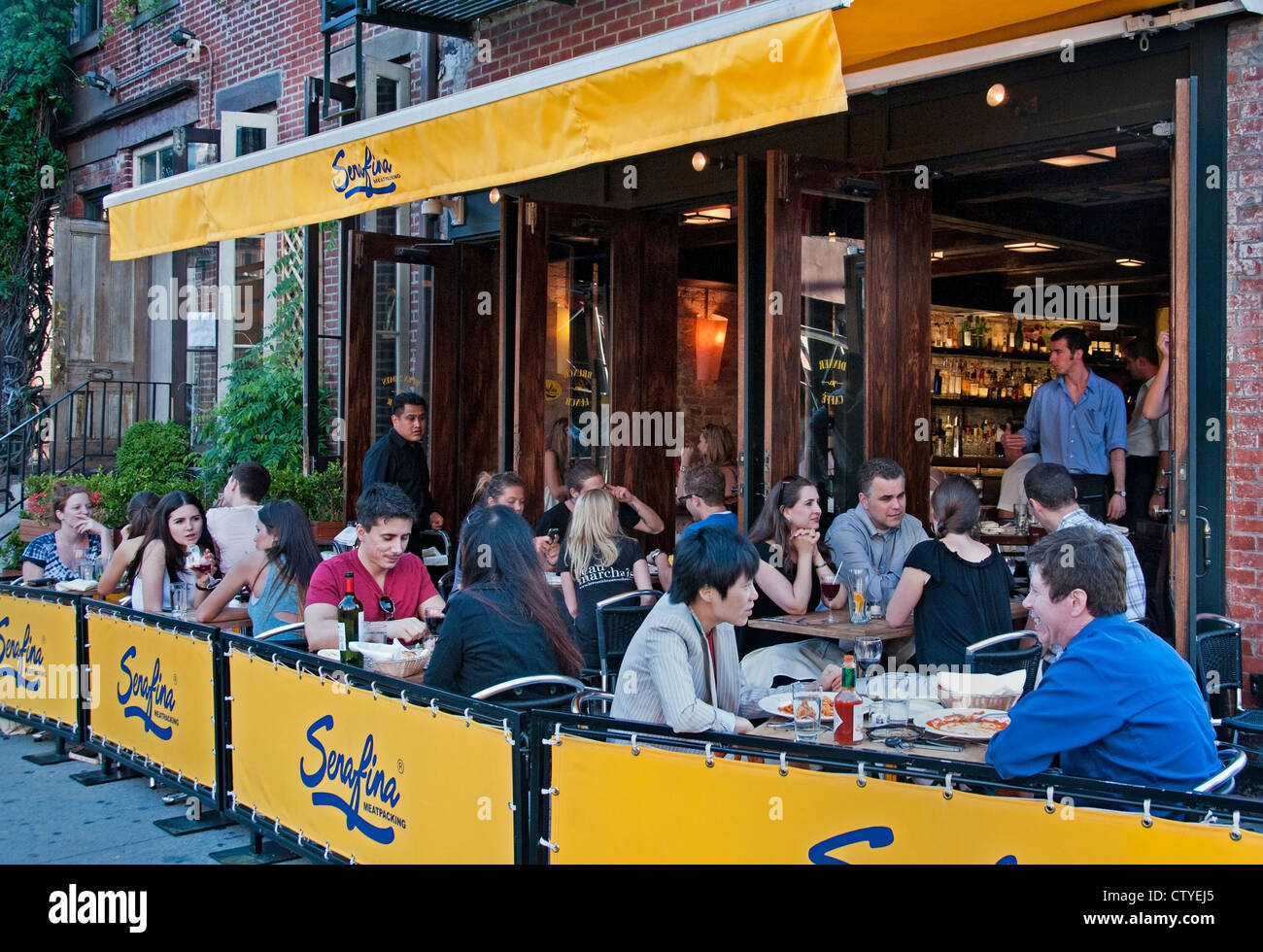 Serafina meatpacking restaurant hires stock photography and images Alamy