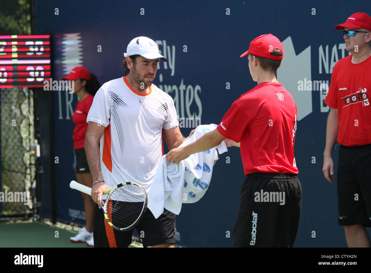 Ball boy tennis towel hi res stock photography and images Alamy