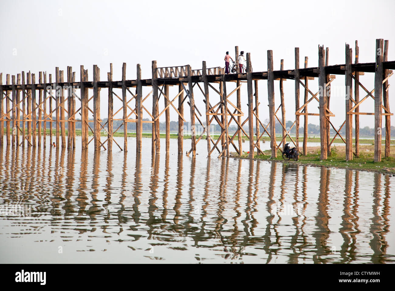 U Bein Bridge - the longest teak bridge (footbridge) in the world in Amarapura, Mandalay city, Myanmar (Burma). Stock Photo
