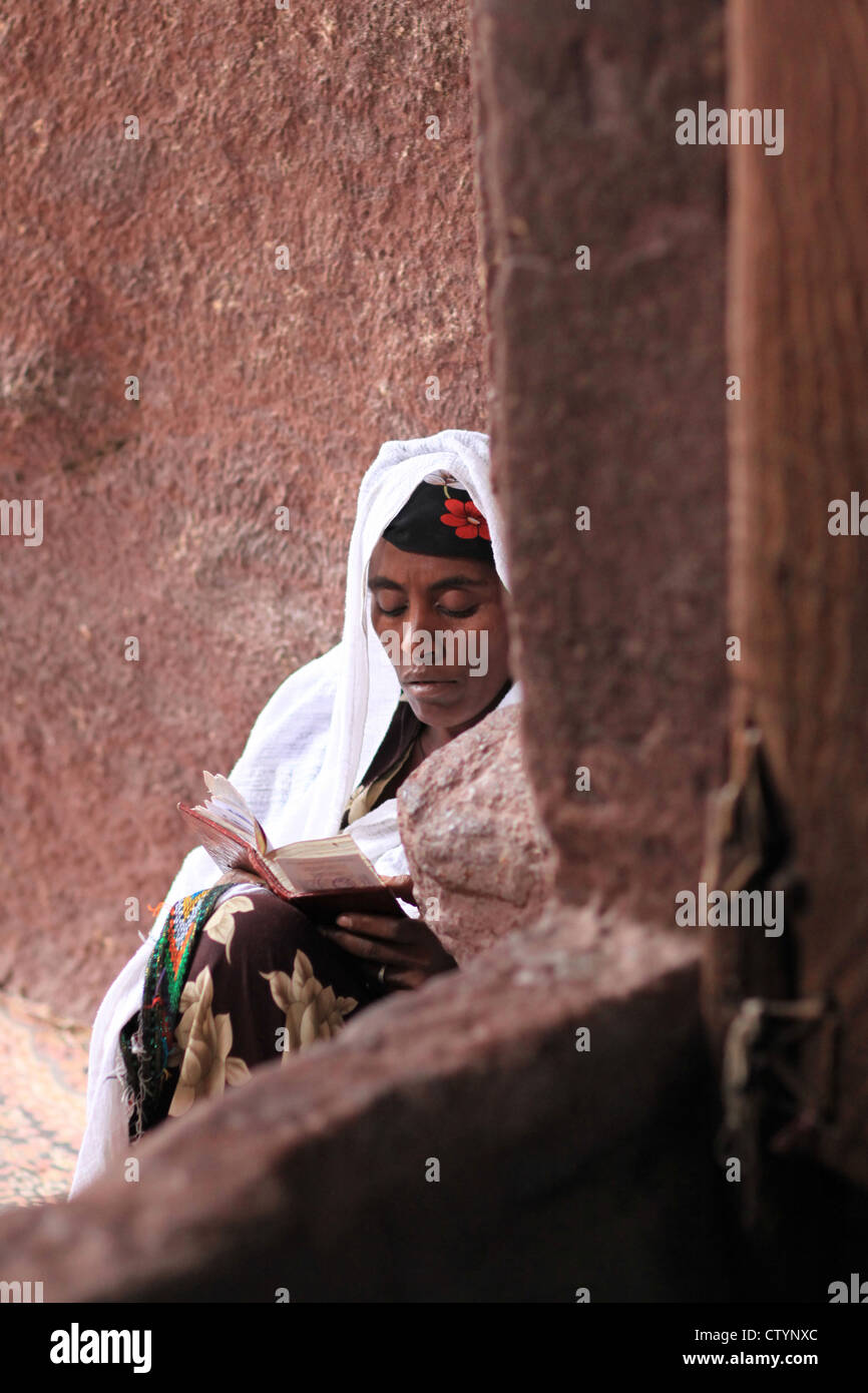 devoted orthodox christian woman, in Lalibela, Ethiopia Stock Photo