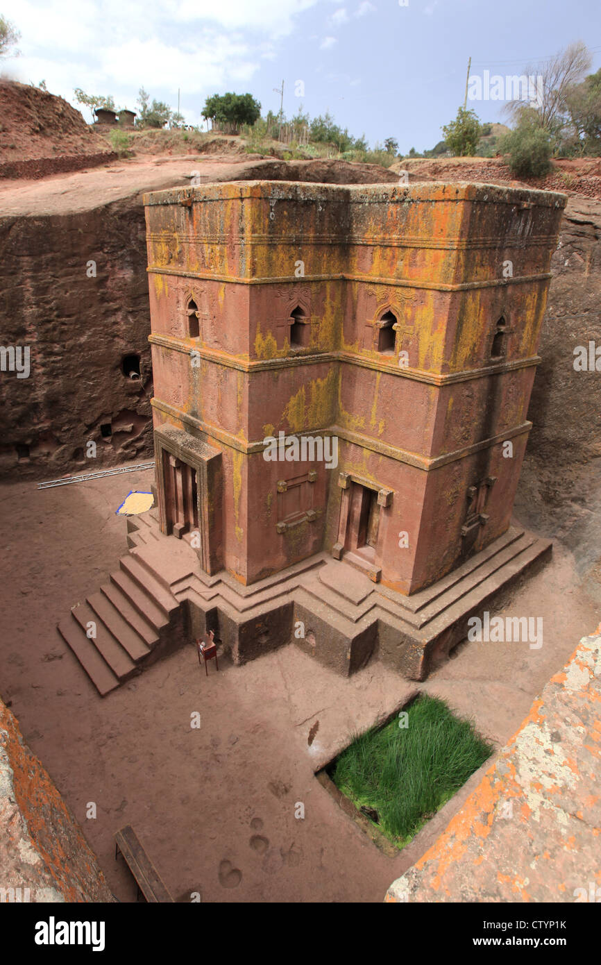 One of the famous churches of Lalibela, Ethiopia, hewn from the rocks. This one is bete Giyorgis, or Saint George church. Stock Photo