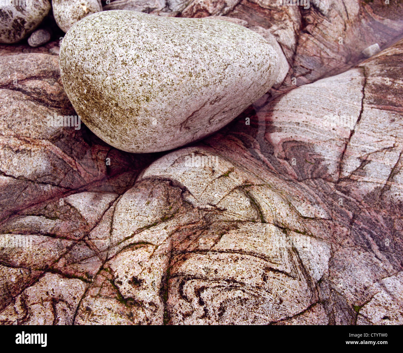 Lewisian Rocks Isle of harris geology hi-res stock photography and images - Alamy
