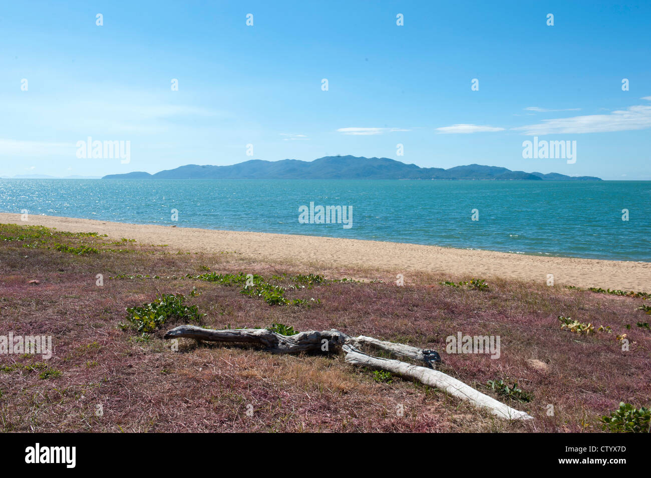 Section of The Strand, Townsville's beach, with view of Magnetic Island across the Coral Sea, Queensland Stock Photo