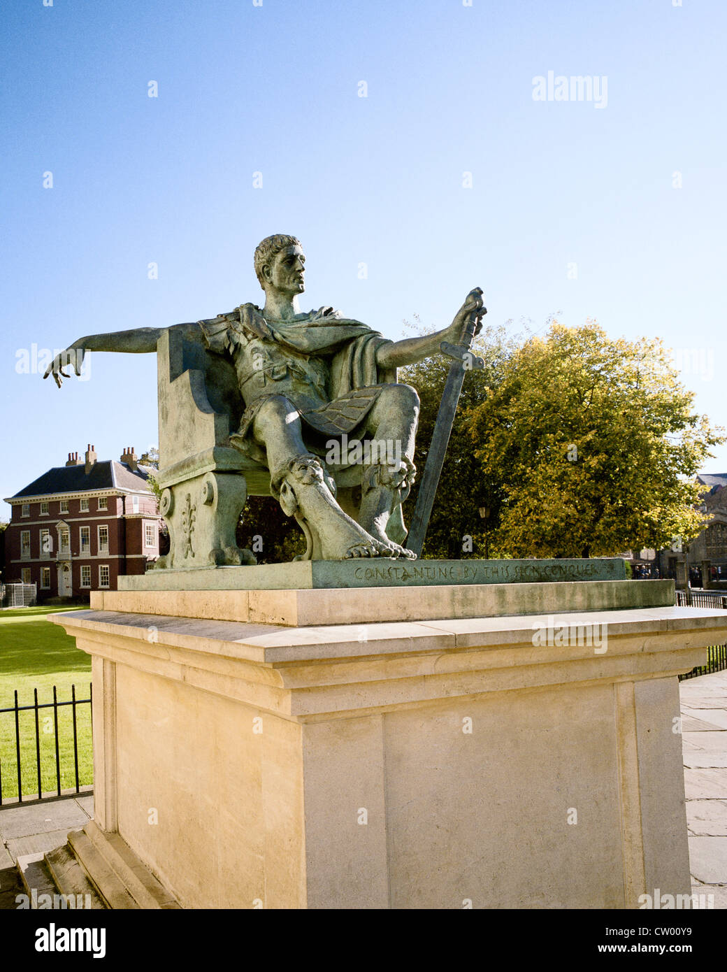 York emperor constantine memorial hi-res stock photography and images ...