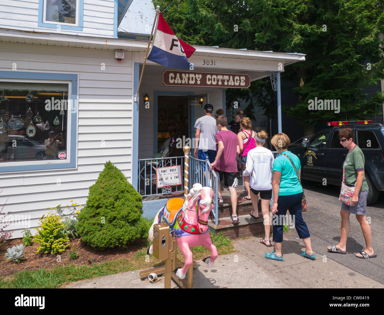 Shopping in Old in the Adirondack MOuntains of New York State