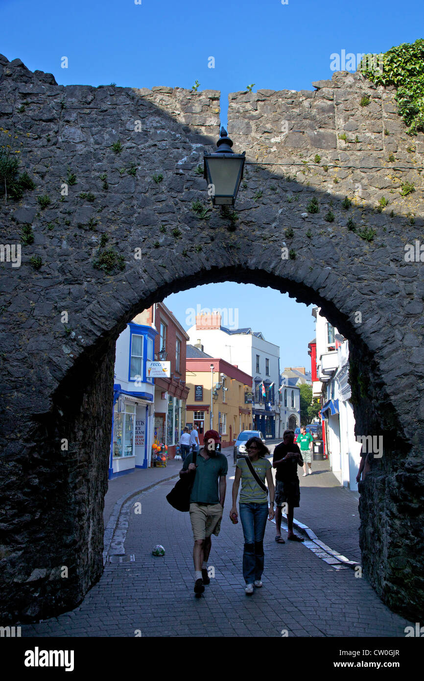 Arch in fortified town walls, Tenby, Pembrokeshire National Park, West Wales, Cymru, UK, United Kingdom, GB, Great Britain Stock Photo