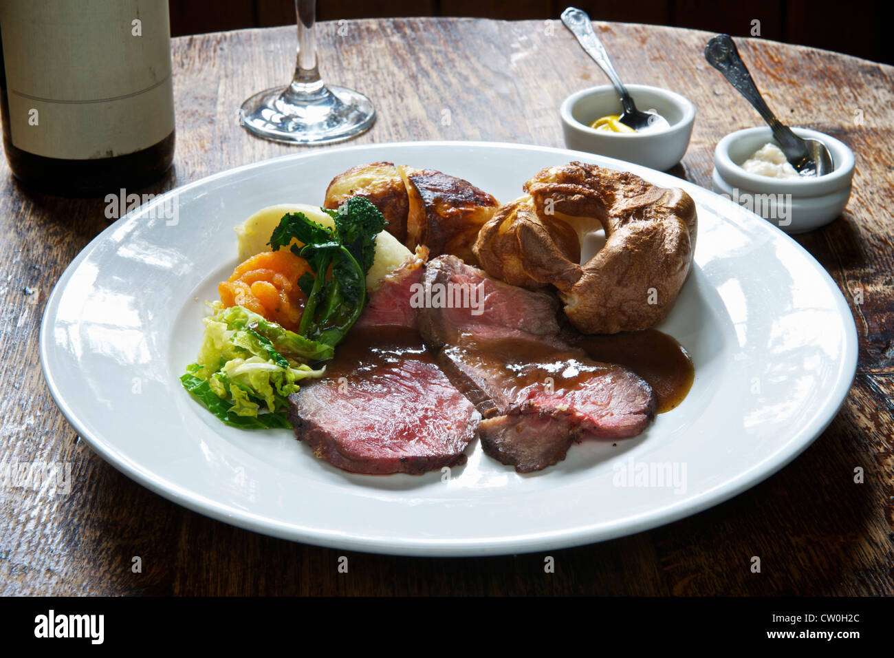 Plate of roast beef with vegetables Stock Photo
