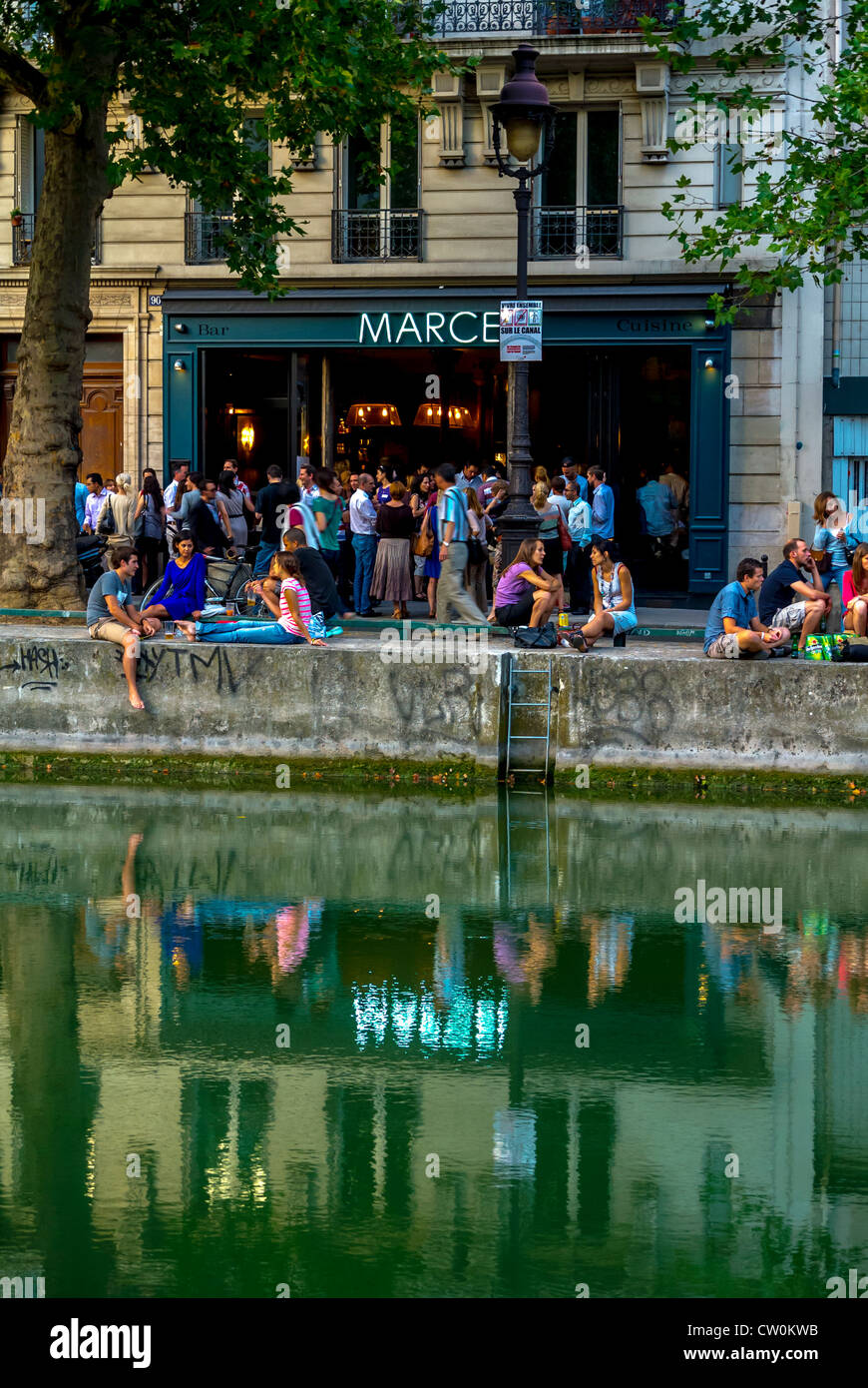 Paris, France, Crowd Young People Relaxing in French Bistro, Cafe Bar