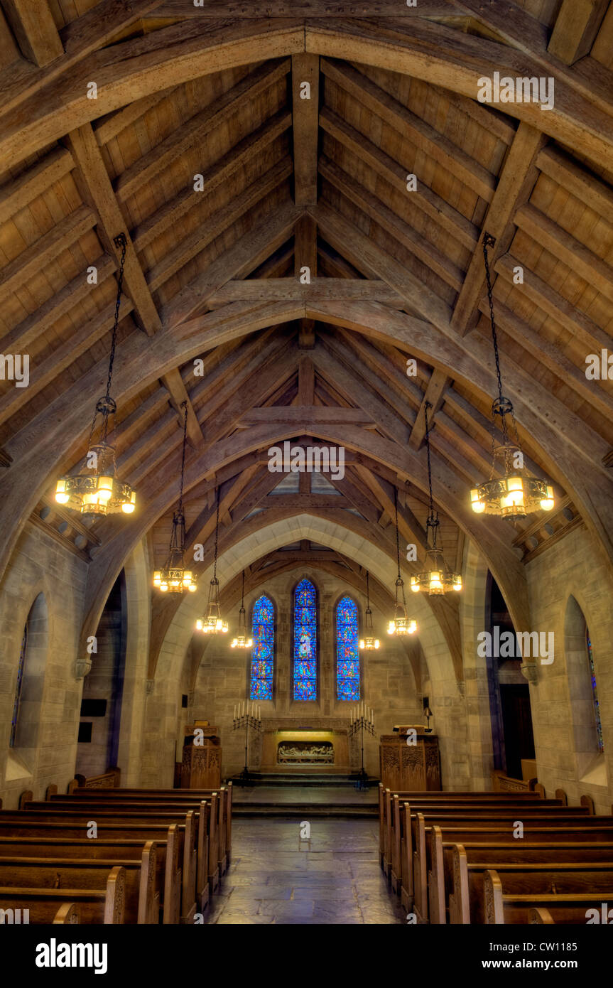 Interior of the Santuary at Duncan Memorial Chapel in Crestwood ...