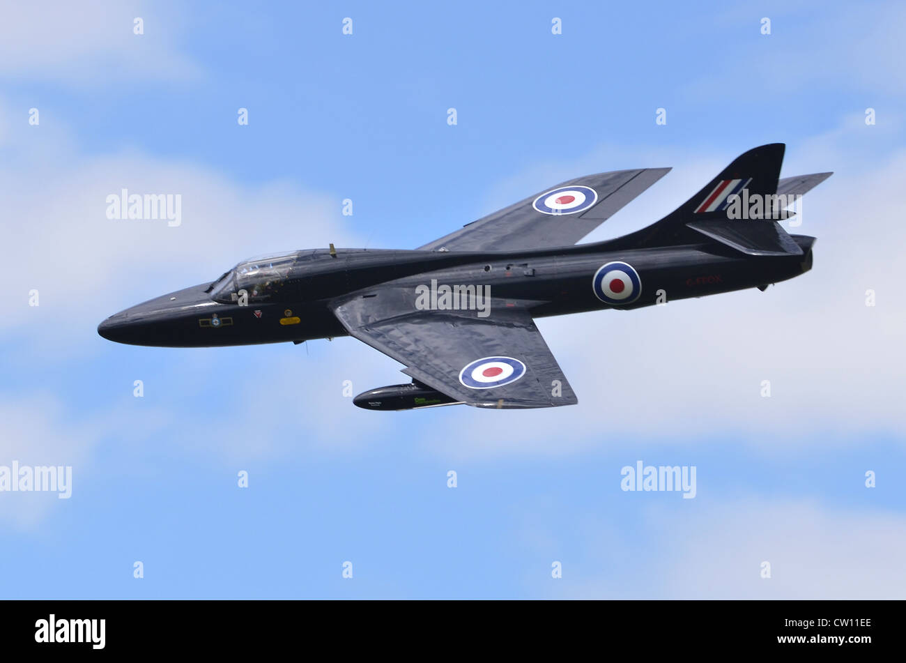 Hawker Hunter T7 aircraft in the markings of 111 Squadron, RAF, making a fast flypast at RAF Fairford Stock Photo