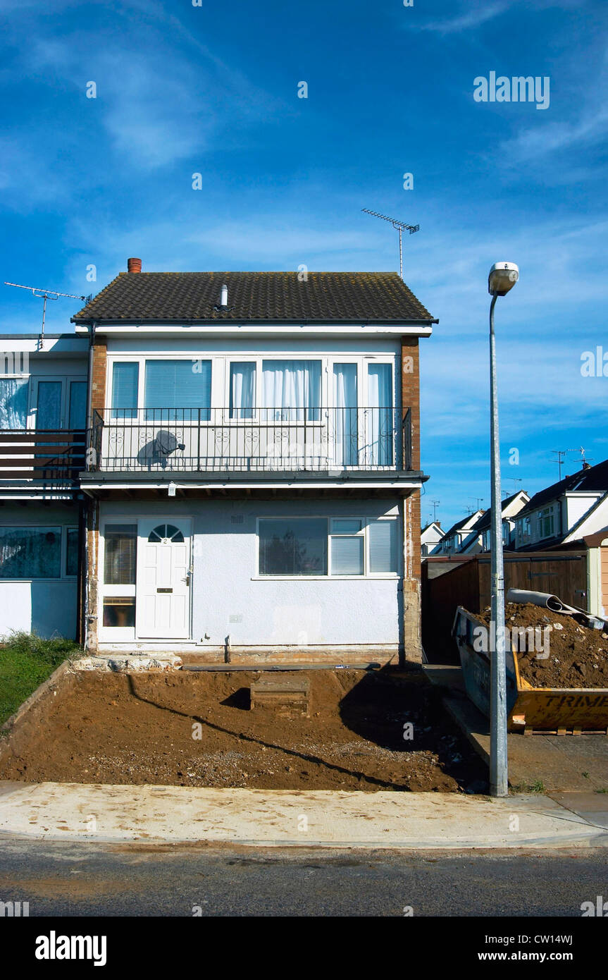 House car parking front garden High Resolution Stock Photography and