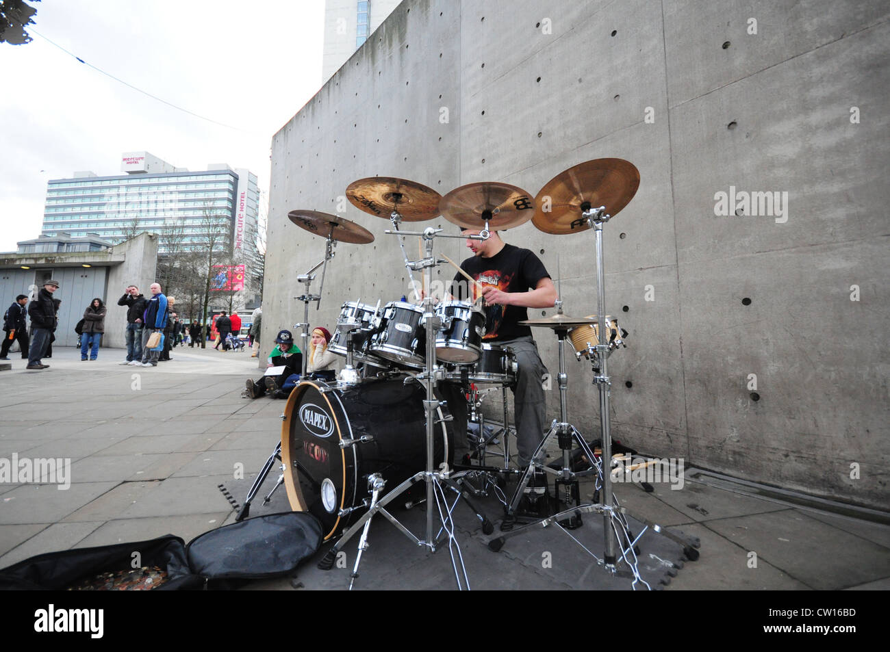 busking drummer in manchester Stock Photo