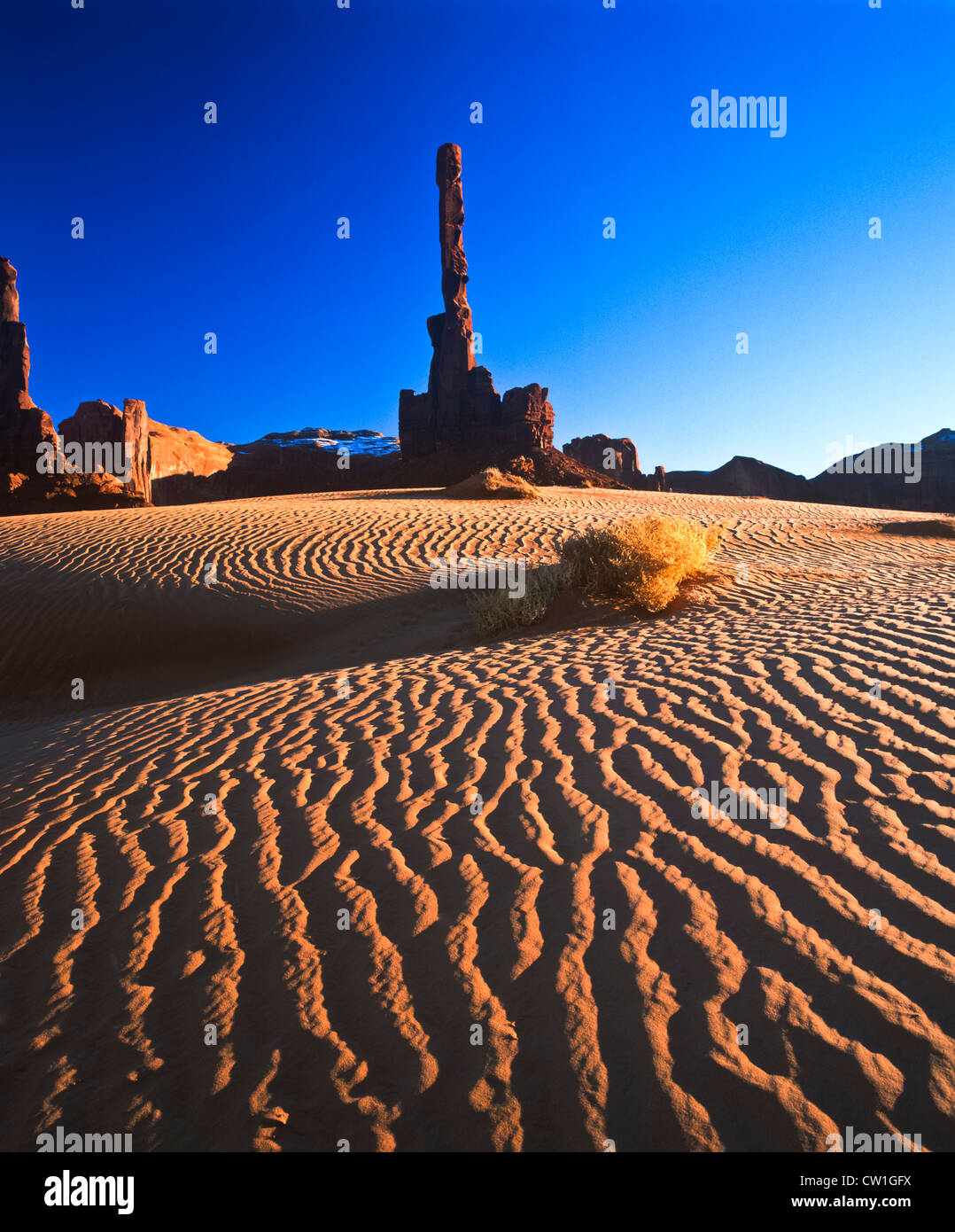 Yei Bi Chei & the Totem Pole, Monument Valley, Arizona Stock Photo Alamy