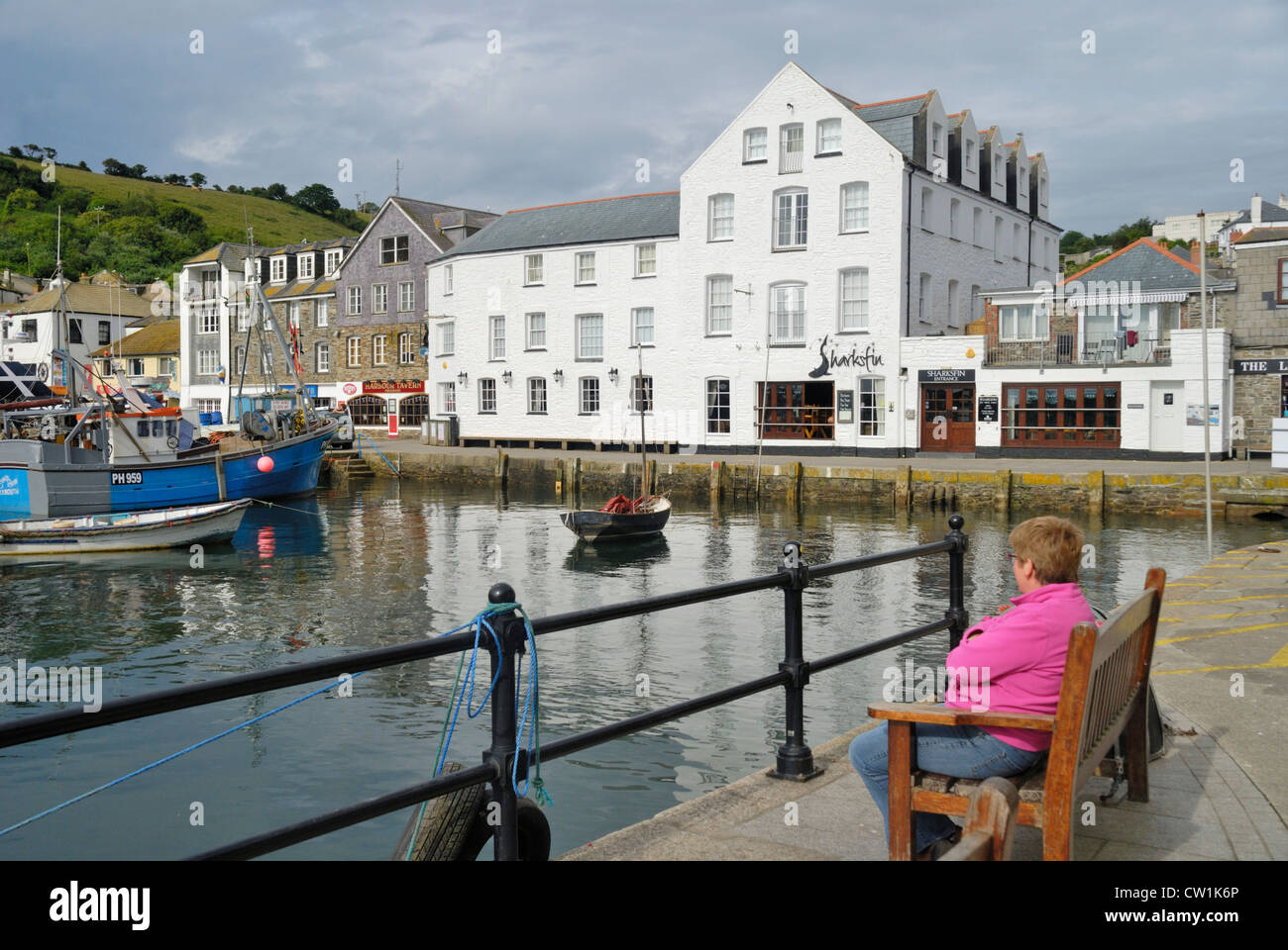 The harbour and Sharksfin bar at Mevagissey, Cornwall, England Stock Photo