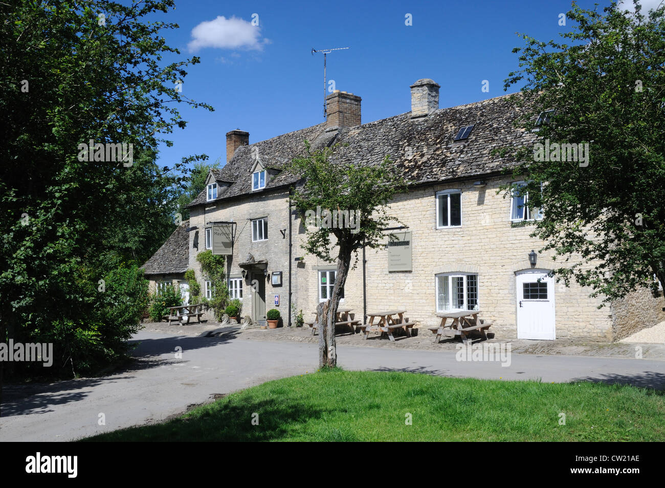 The Maytime Inn, in Asthall, Oxfordshire, England Stock Photo