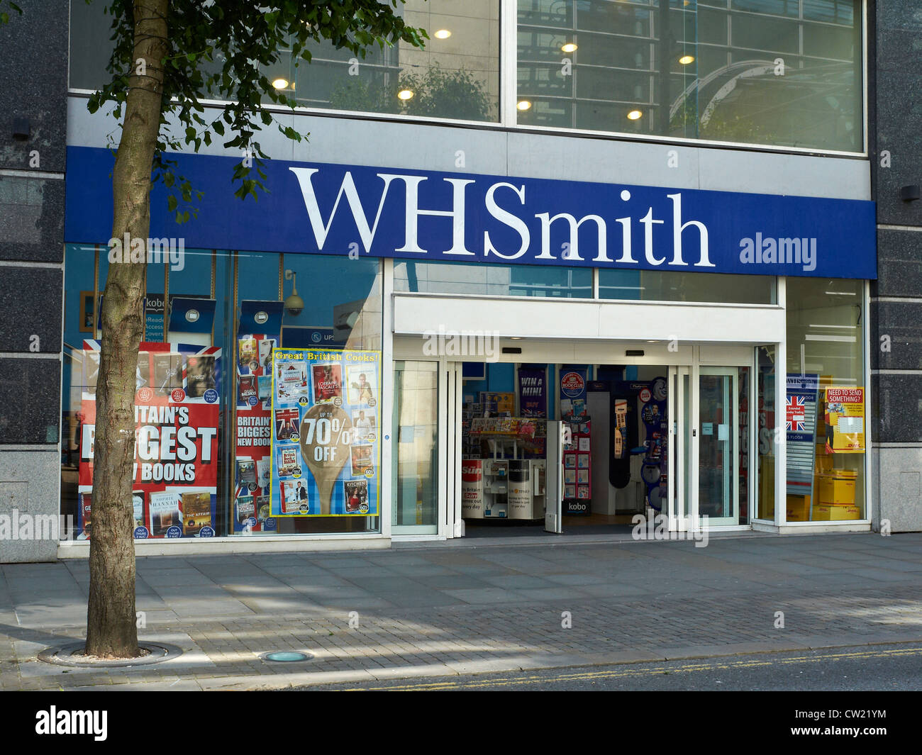 WHSmith in Cross Street Manchester UK Stock Photo