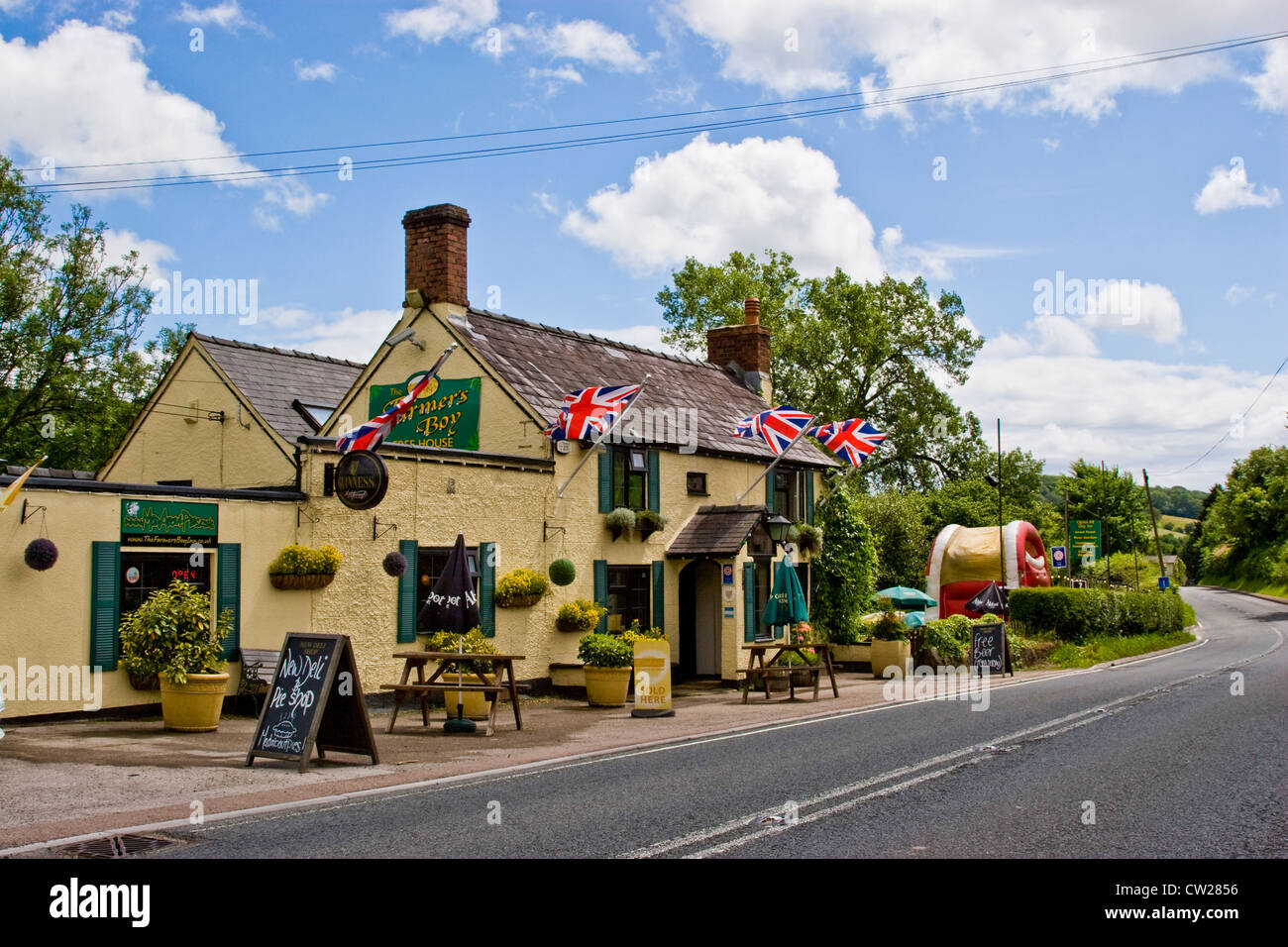 Serving great food & drink